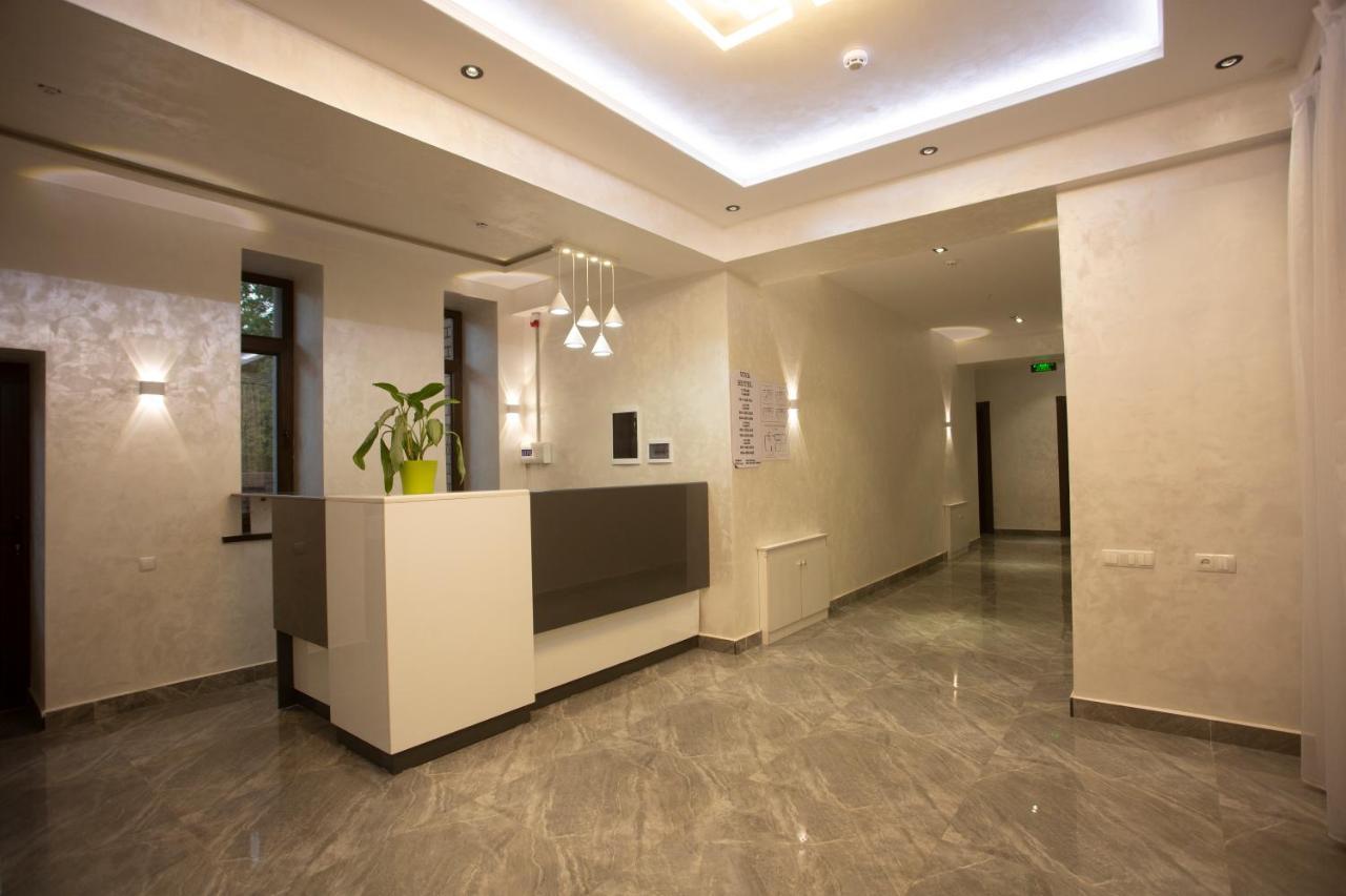 Viva Hotel Tashkent Exterior foto